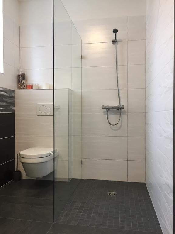 Apartman Za Radnici Valtice Eksteriør billede