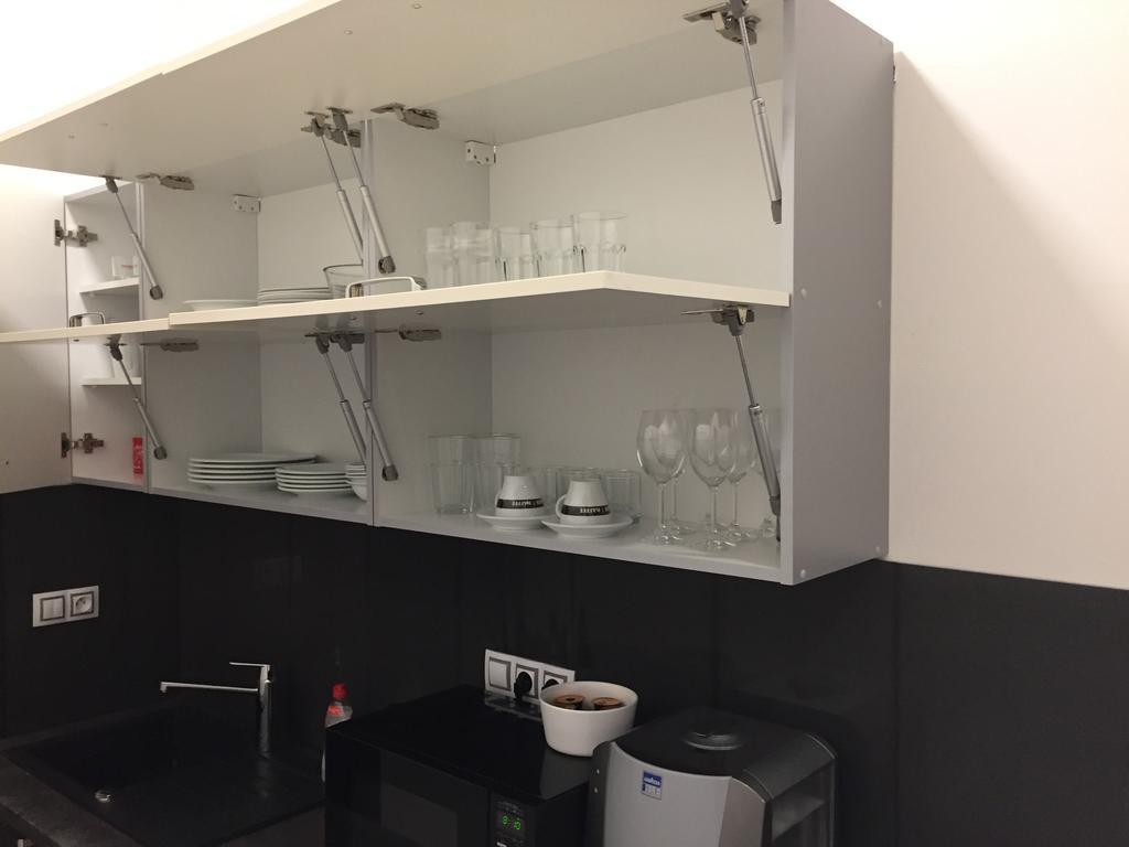 Apartman Za Radnici Valtice Eksteriør billede